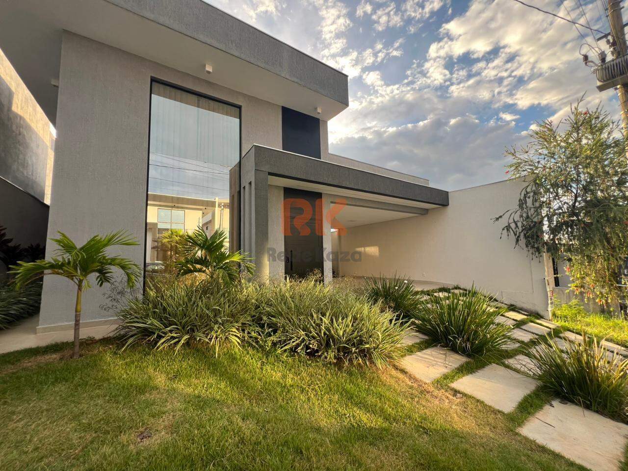 Casa em condomínio à venda no Residencial Golden Class: 