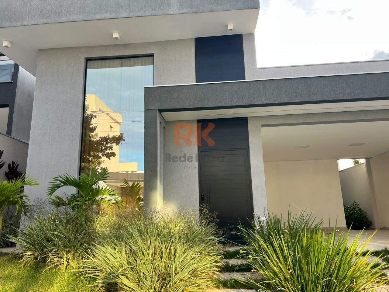 Casa em condomínio à venda no Residencial Golden Class: 