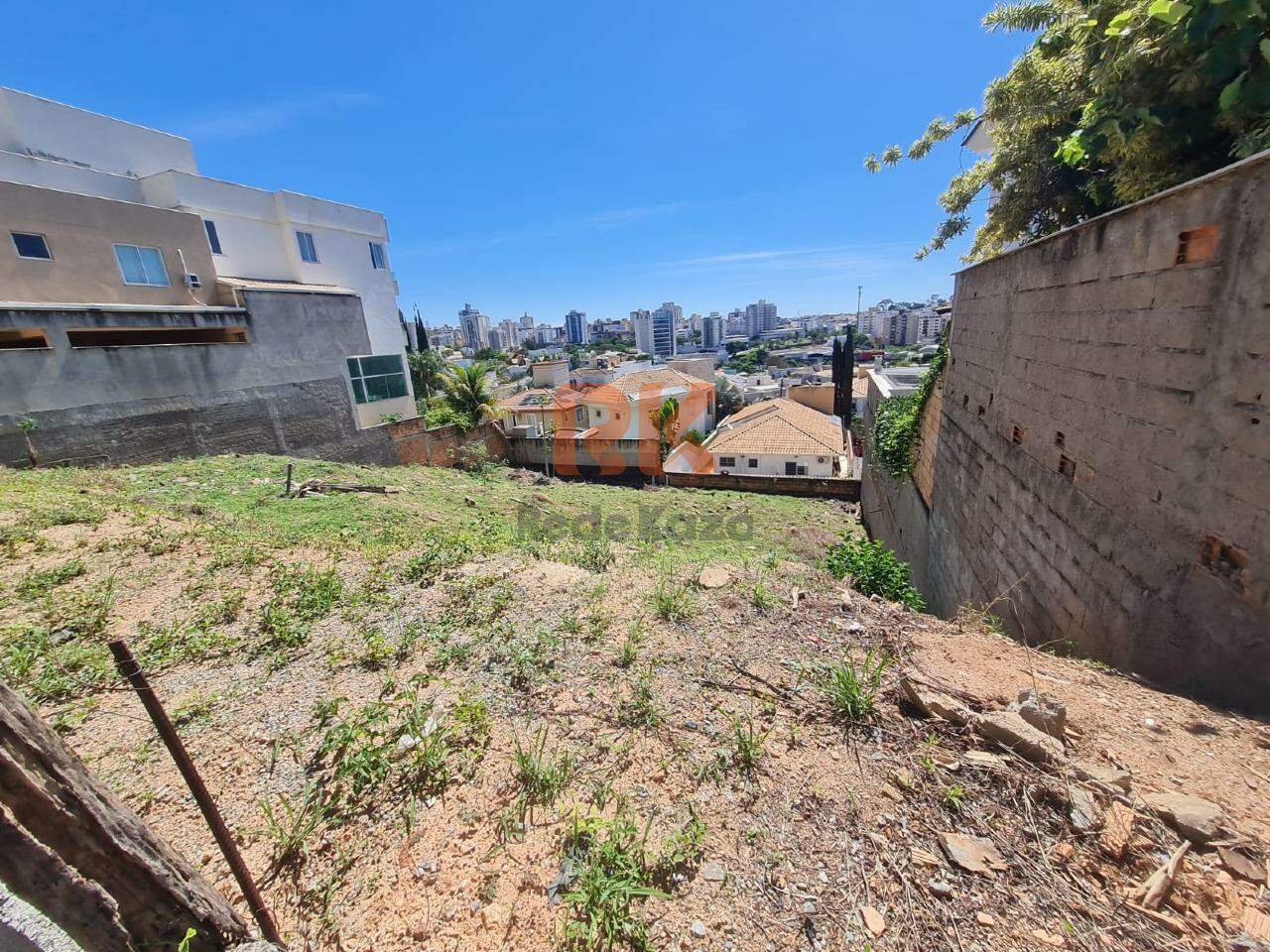 Lote em Condomínio à venda no Paquetá: 