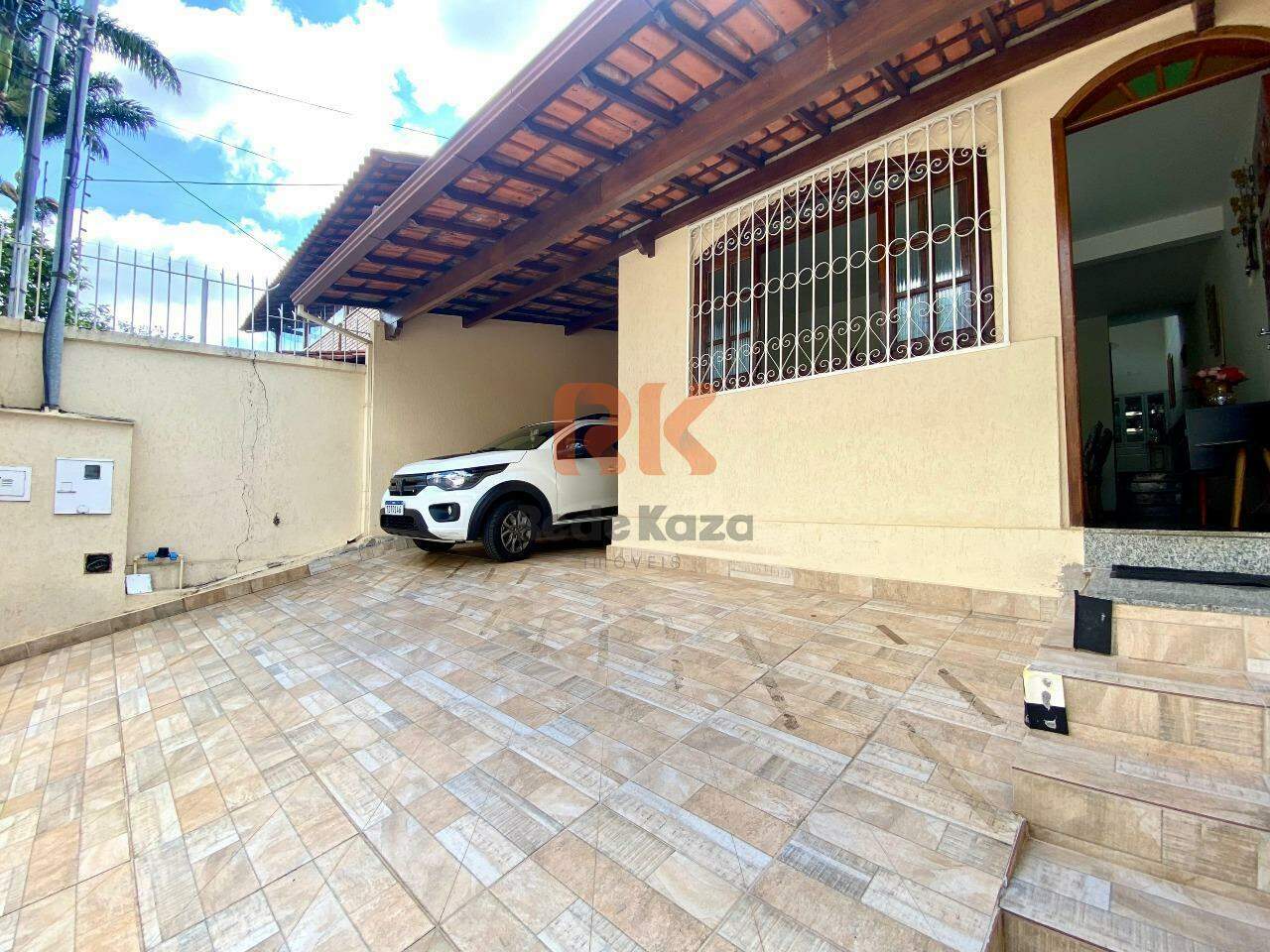 Casa geminada à venda no Castelo: 