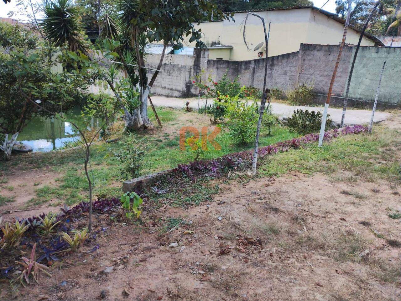 Terreno / Área à venda no Trevo: 
