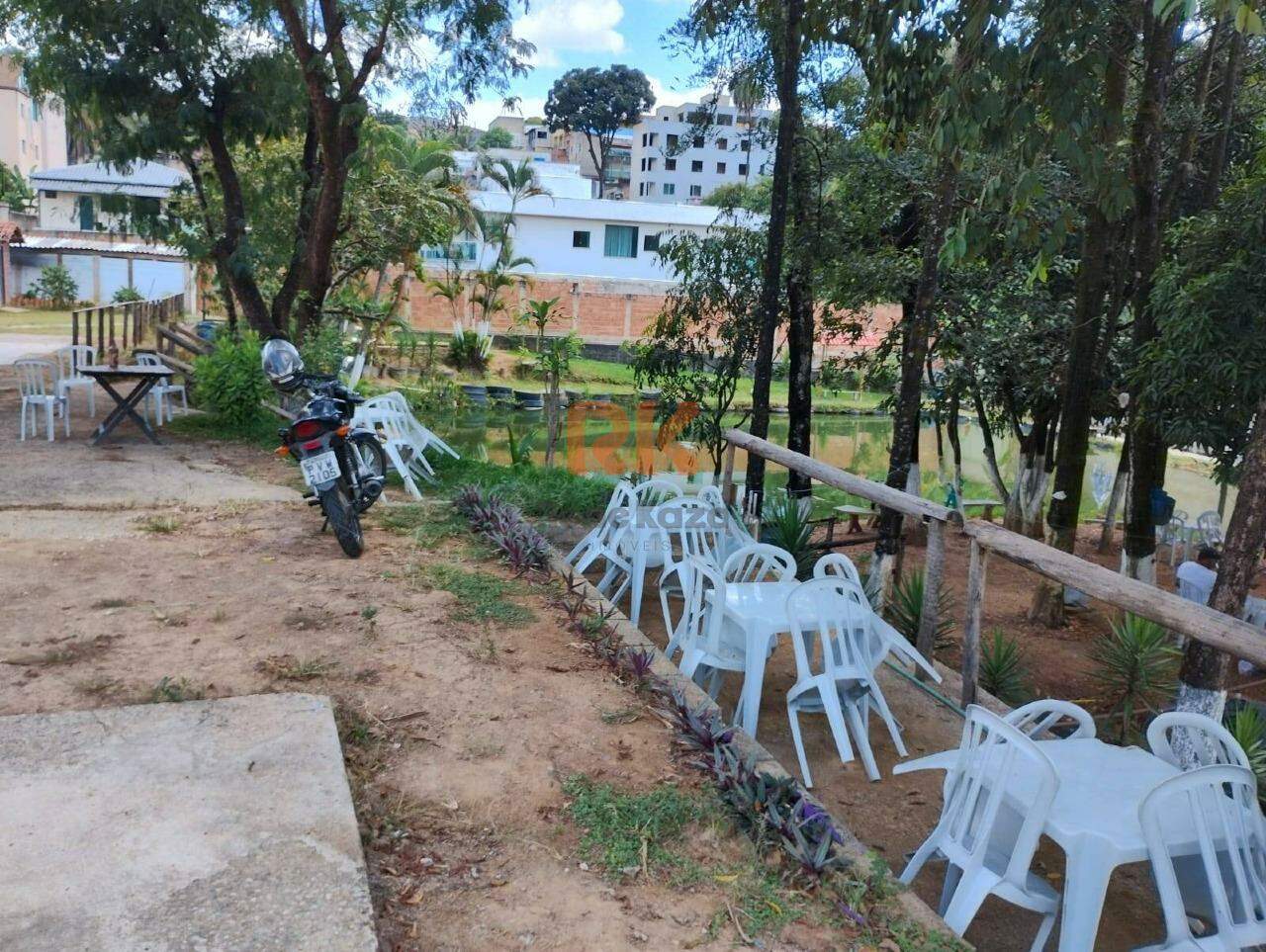 Terreno / Área à venda no Trevo: 