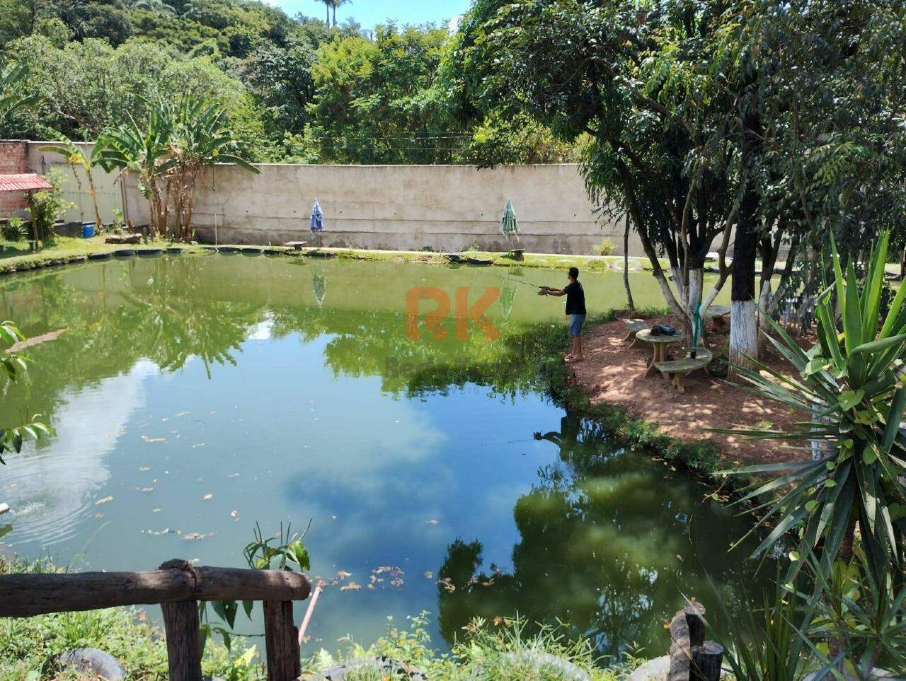 Terreno / Área à venda no Trevo: 
