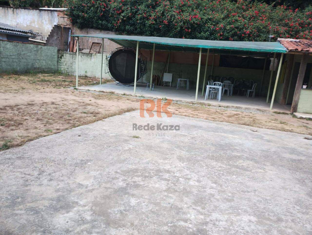 Terreno / Área à venda no Trevo: 