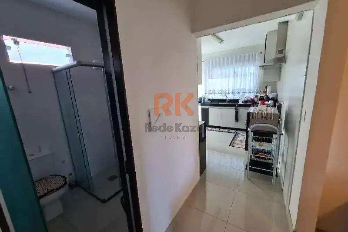 Casa à venda no Planalto: 