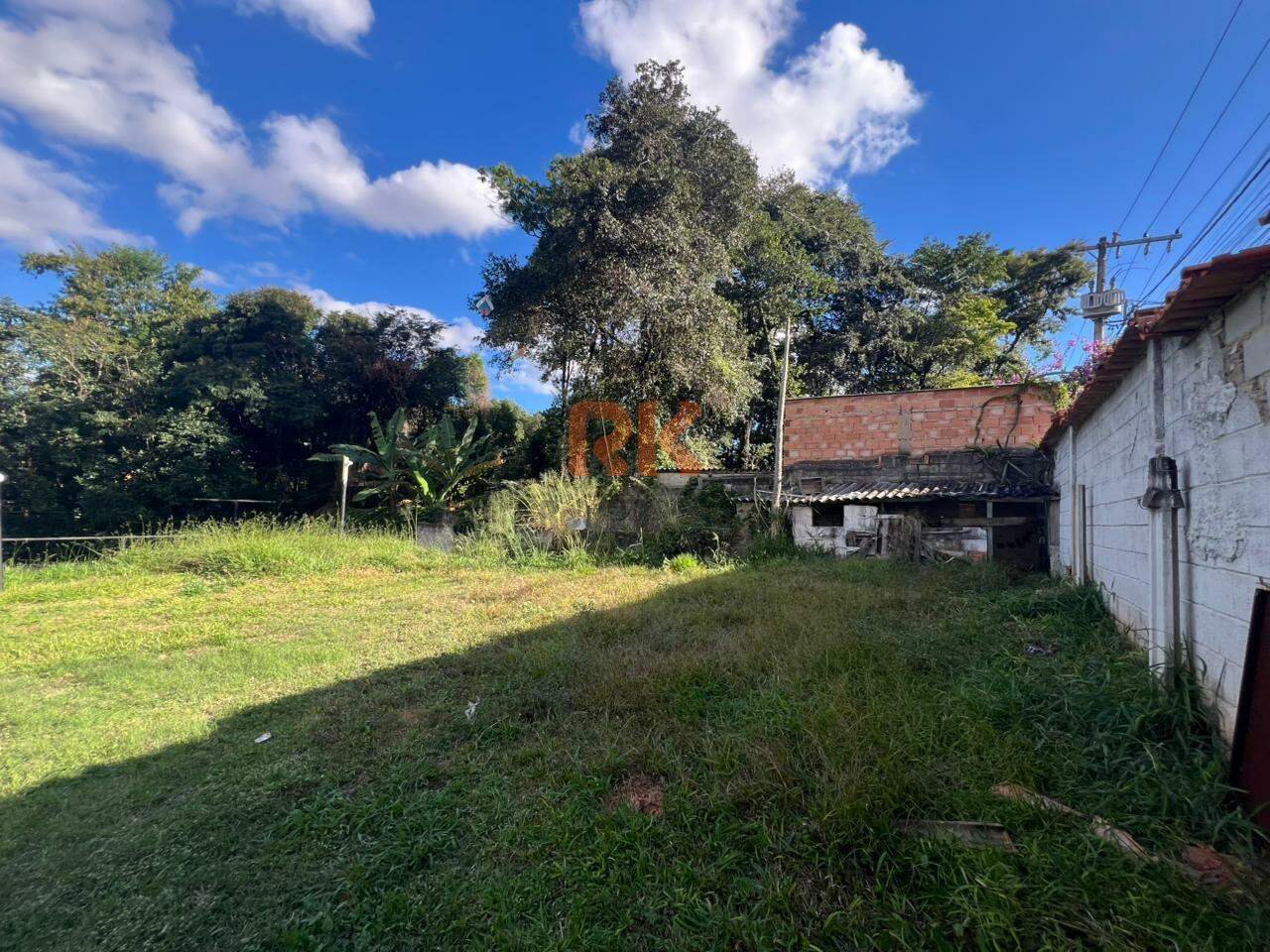 Terreno / Área à venda no Chácaras Cotia: 