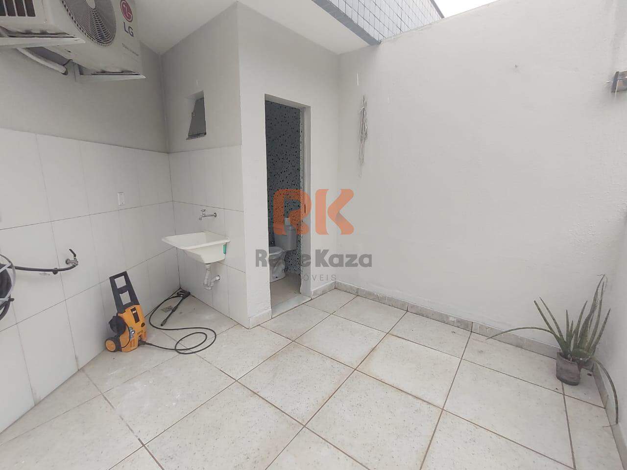 Cobertura para aluguel no Santa Amélia: 