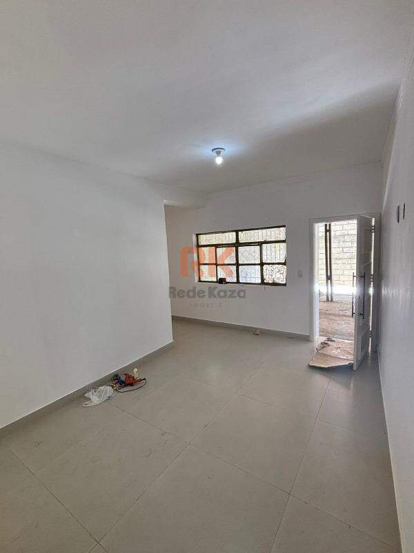 Casa para aluguel no Planalto: 