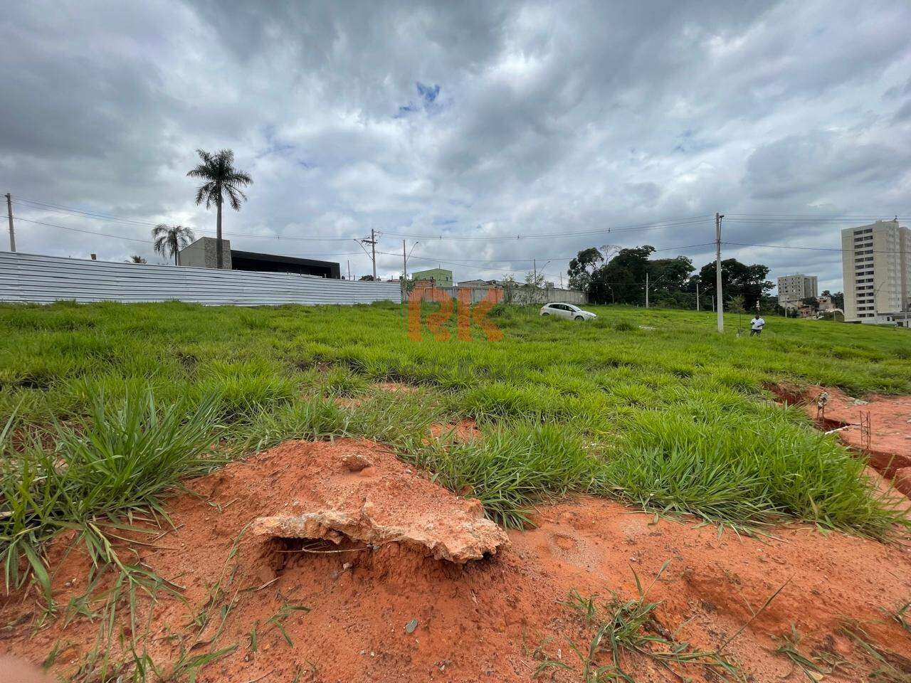 Lote à venda no Xangrilá: 