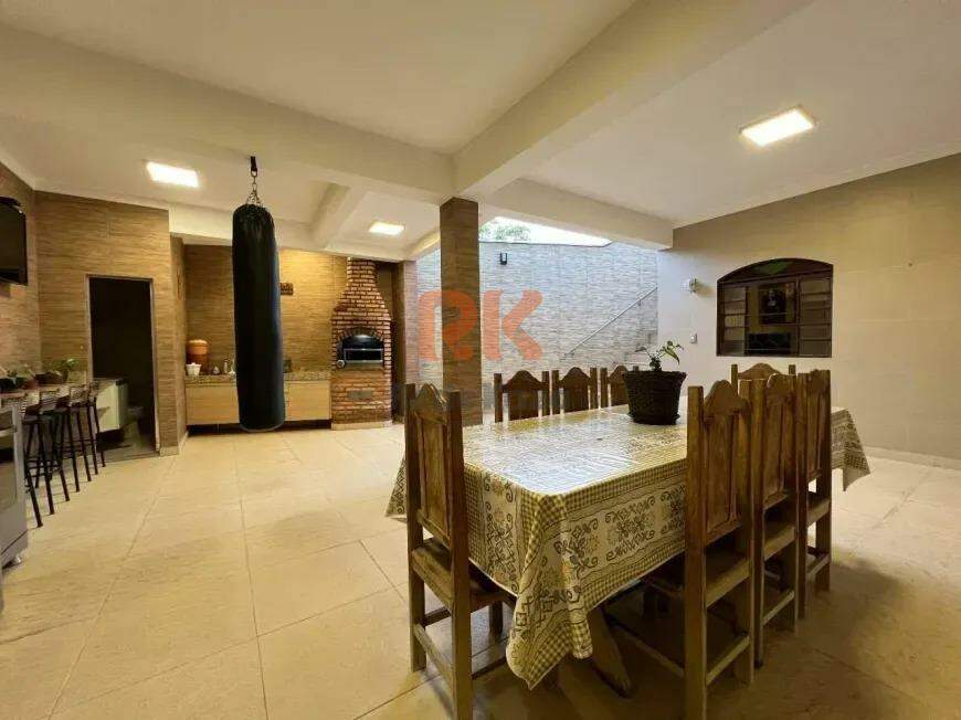 Casa à venda no Santa Amélia: 