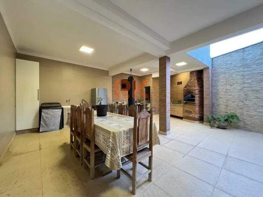 Casa à venda no Santa Amélia: 