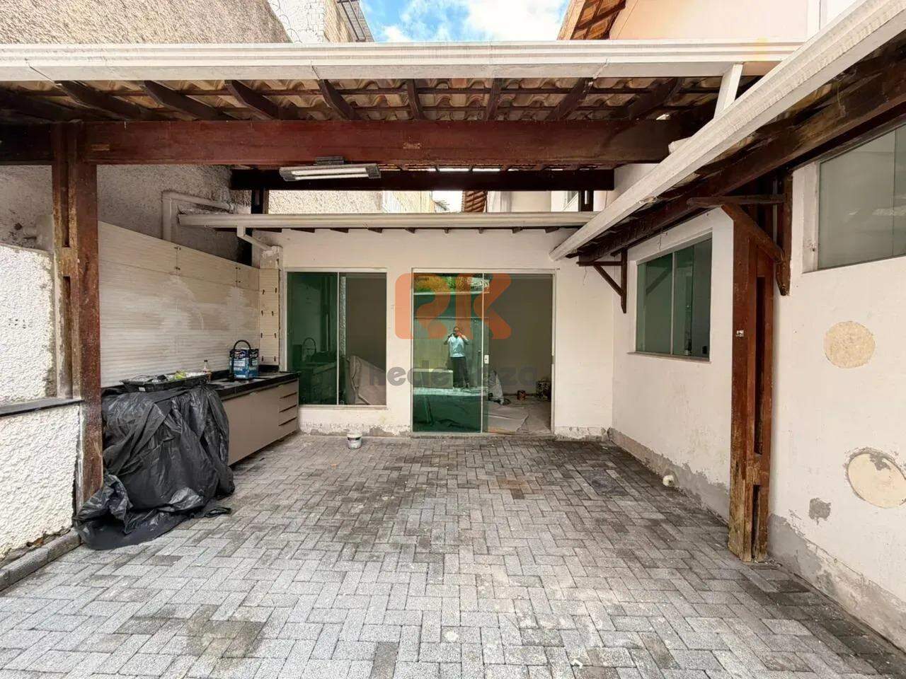 Casa à venda no Santa Amélia: 