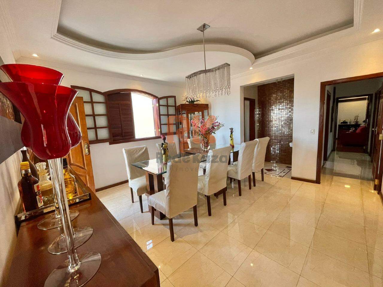 Casa à venda no Trevo: 
