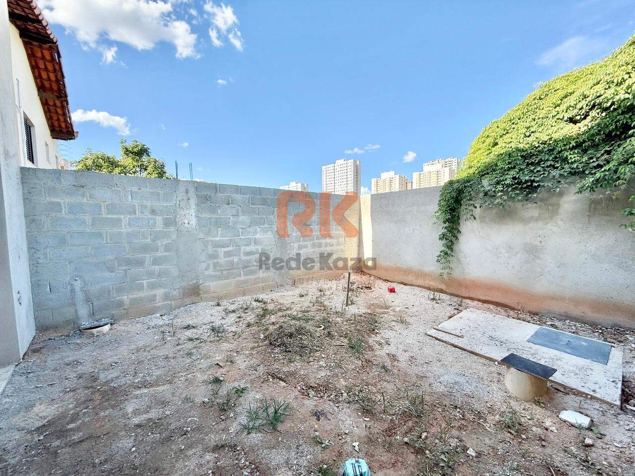 Casa à venda no Planalto: 