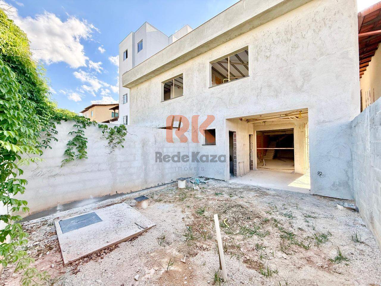 Casa à venda no Planalto: 
