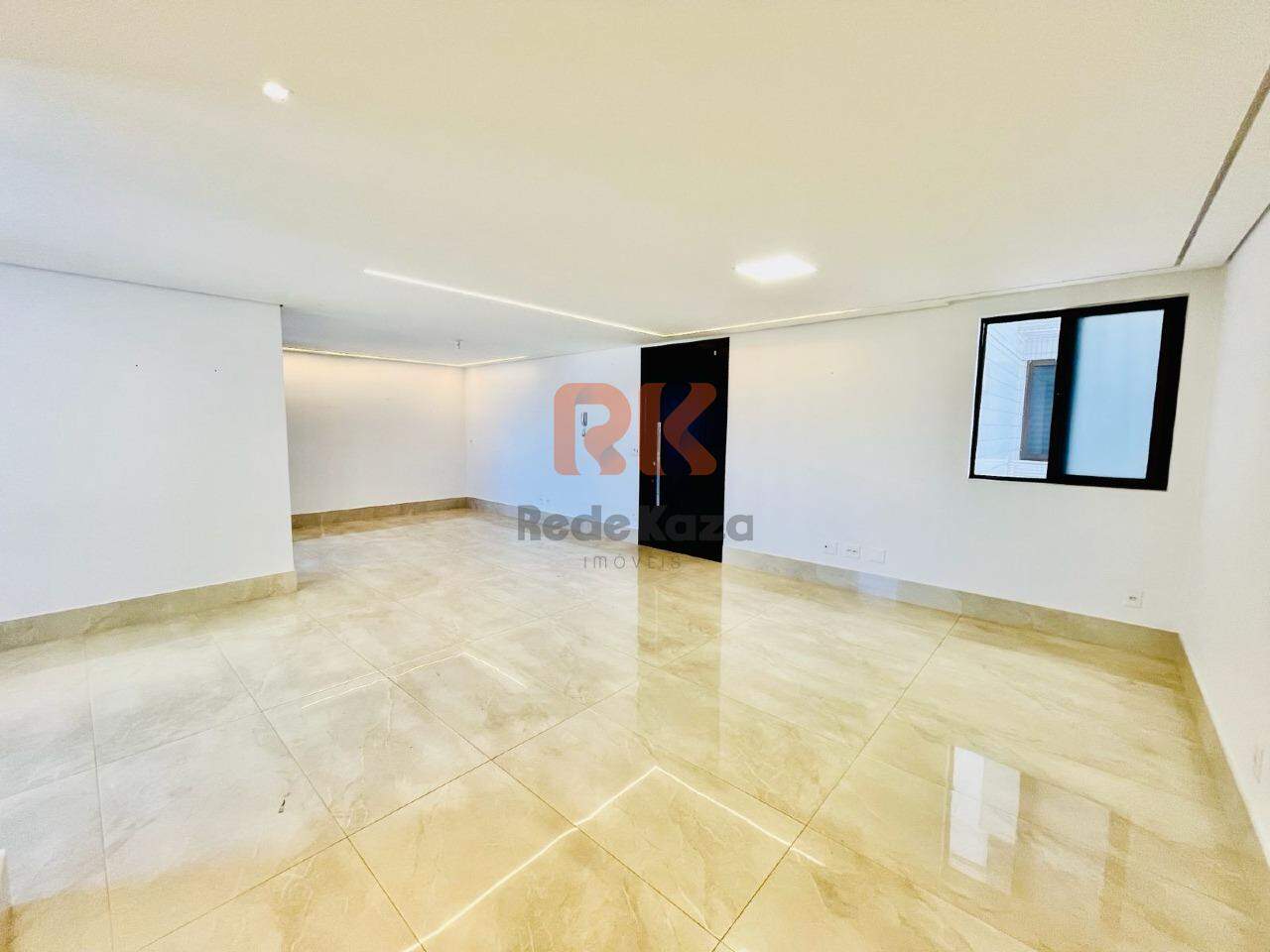 Apartamento à venda no Liberdade: 