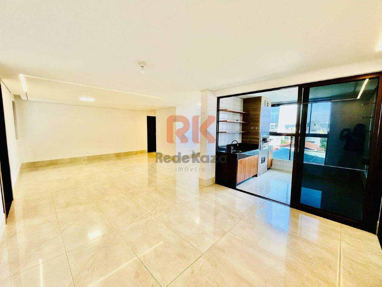 Apartamento à venda no Liberdade: 