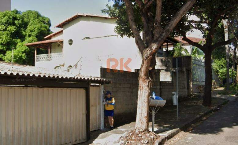 Lote à venda no Castelo: 
