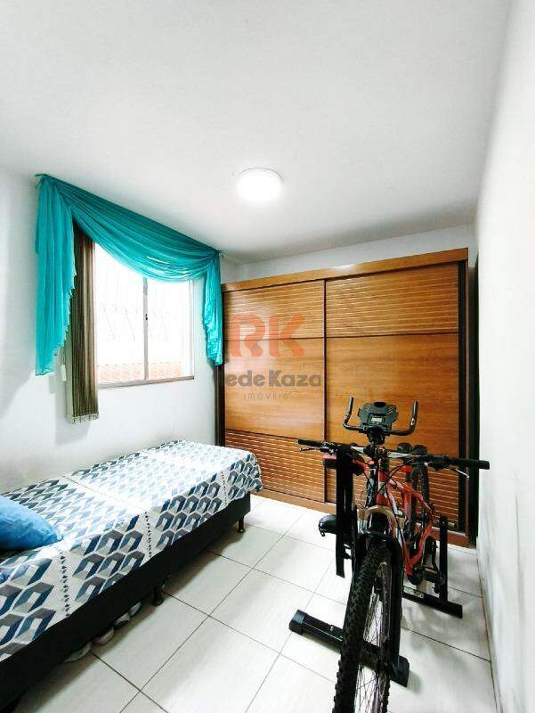 Apartamento à venda no Cabral: 
