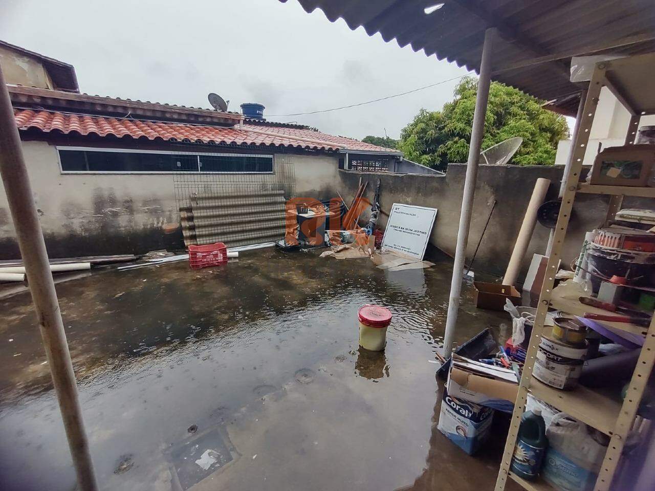 Casa comercial para aluguel no Minascaixa: 