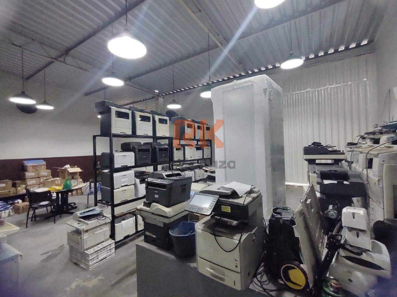 Casa comercial para aluguel no Minascaixa: 