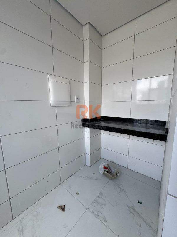 Apartamento à venda no Cabral: 