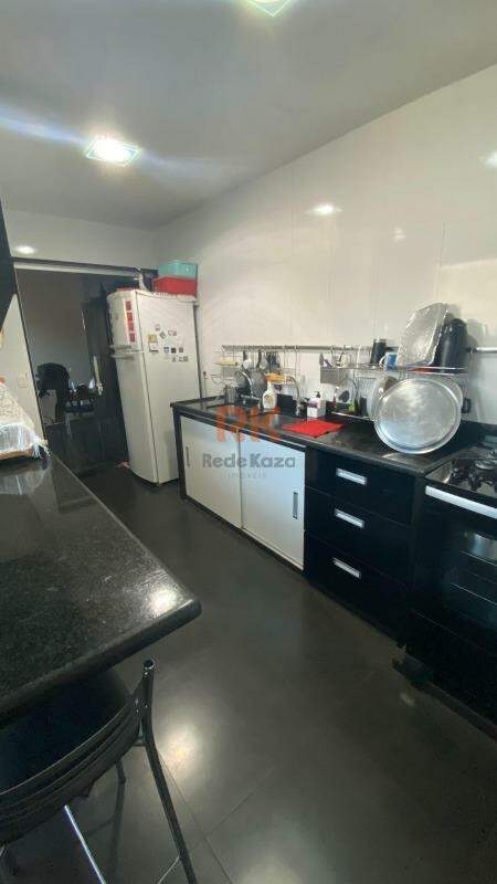 Apartamento à venda no Manacás: 