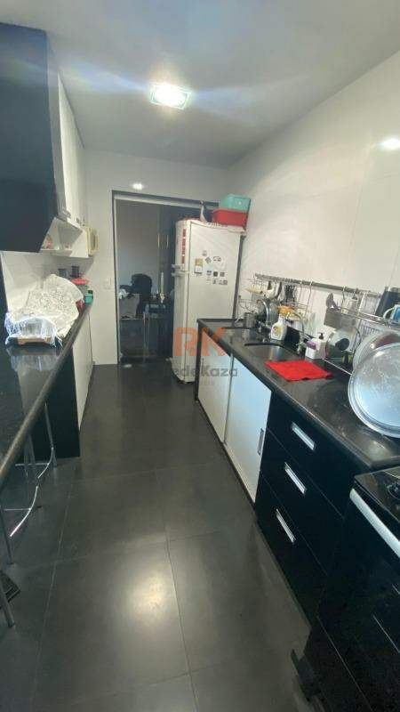 Apartamento à venda no Manacás: 