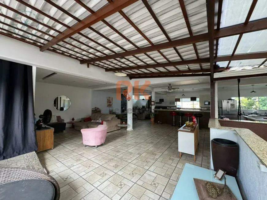 Casa à venda no Planalto: 