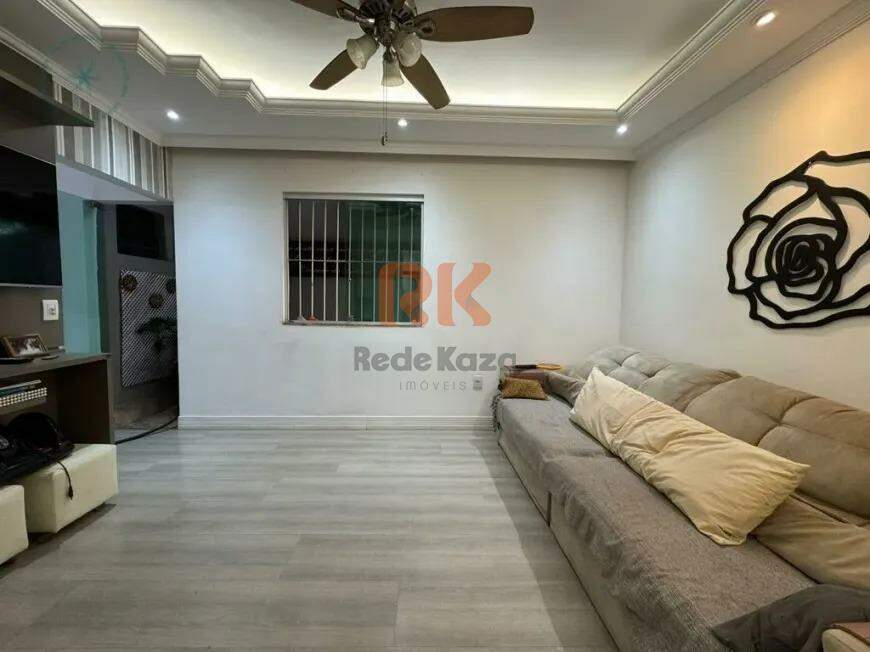 Casa à venda no Planalto: 