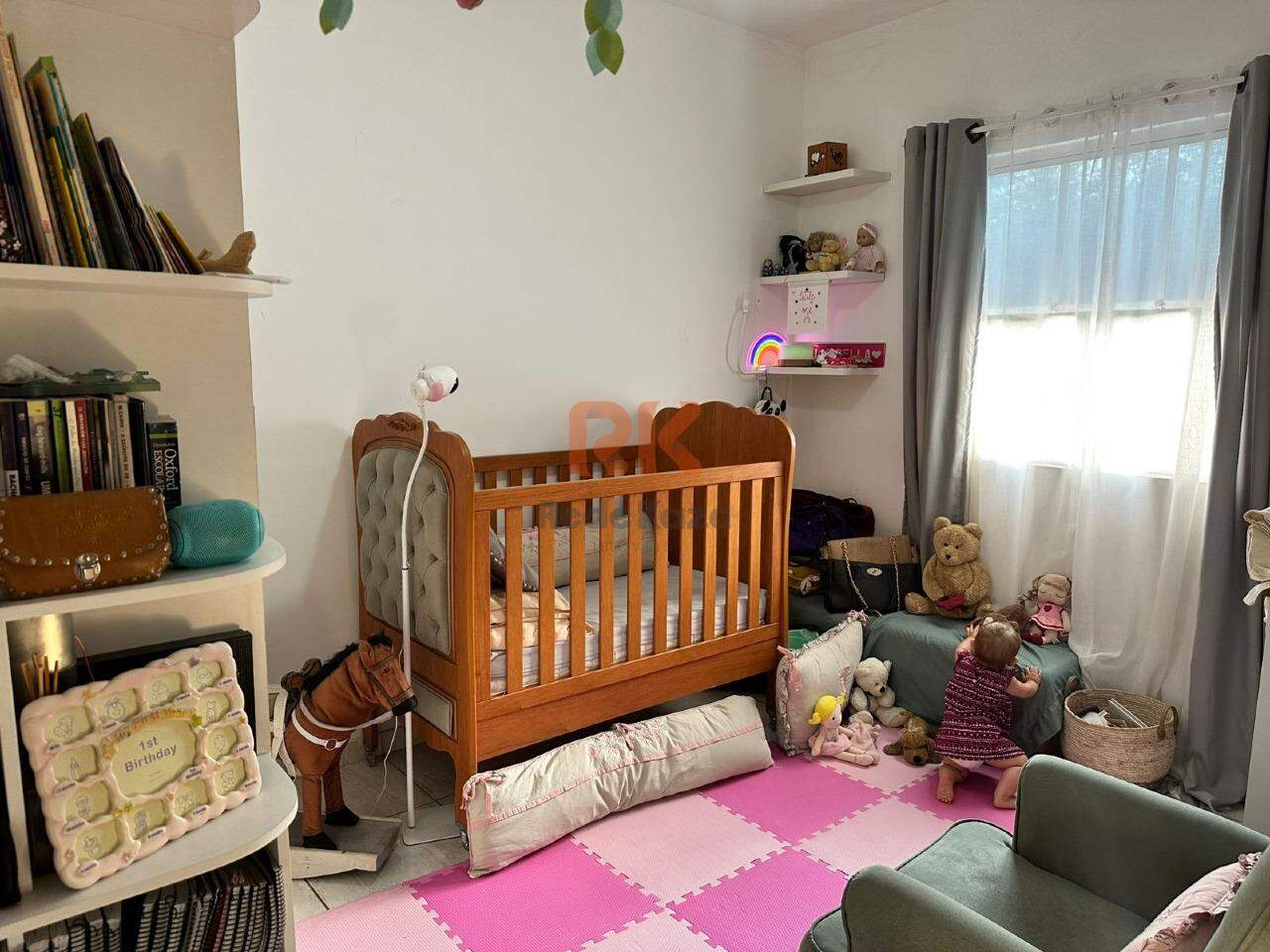 Casa em condomínio à venda no Nacional: 