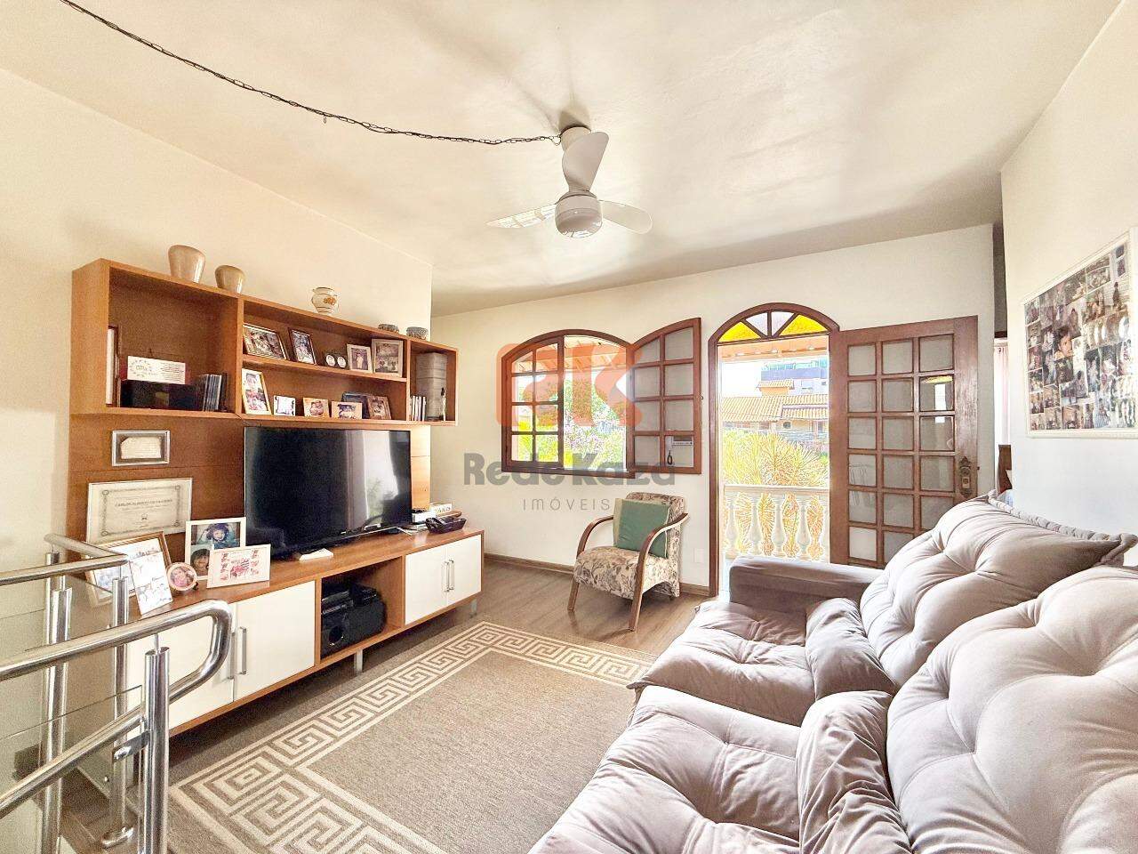 Casa à venda no Itapoã: 