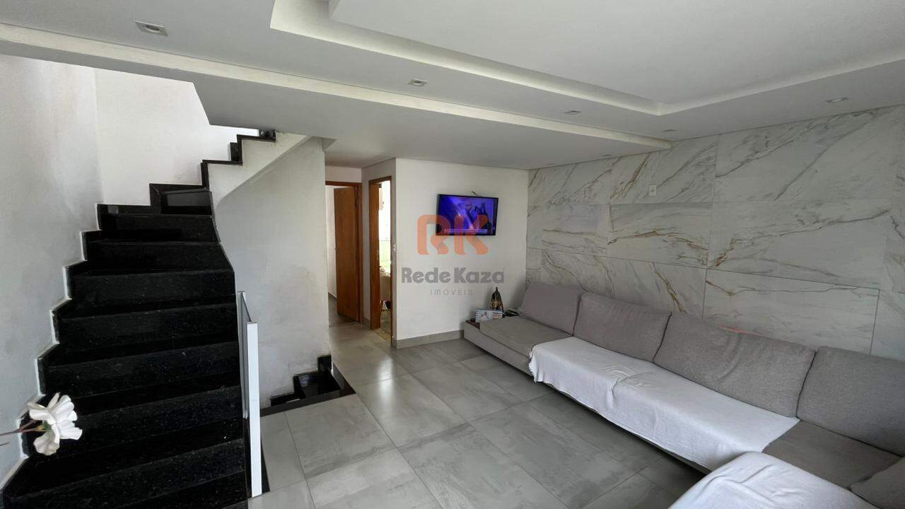 Casa Duplex à venda no Bom Jesus: 