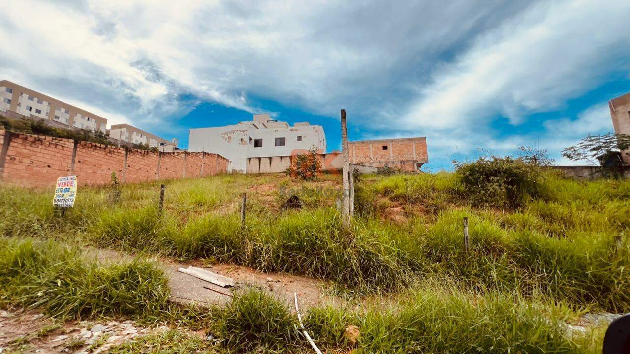 Lote à venda no Arvoredo 2ª Seção: 