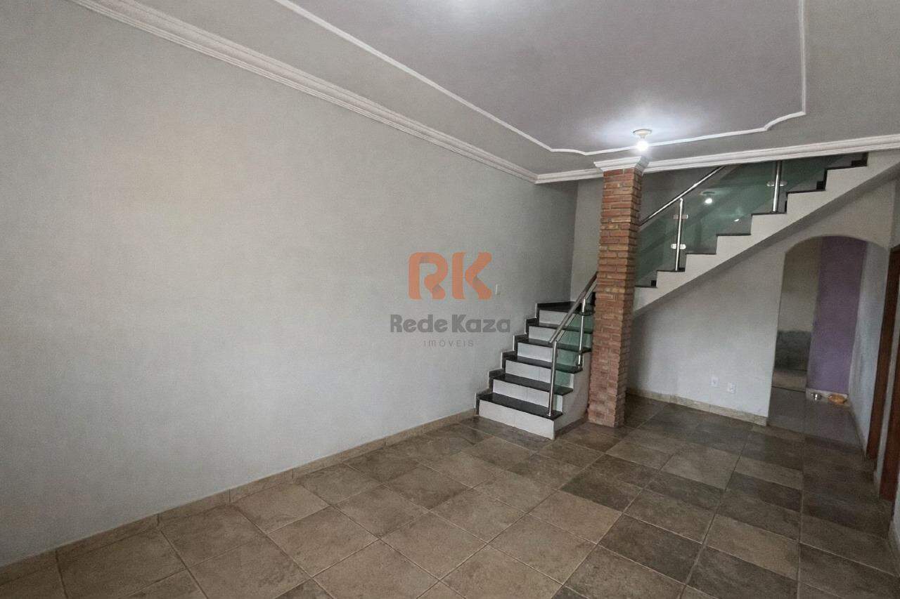 Casa Duplex à venda no Lugar Denominado Fazenda Bom Jesus: 