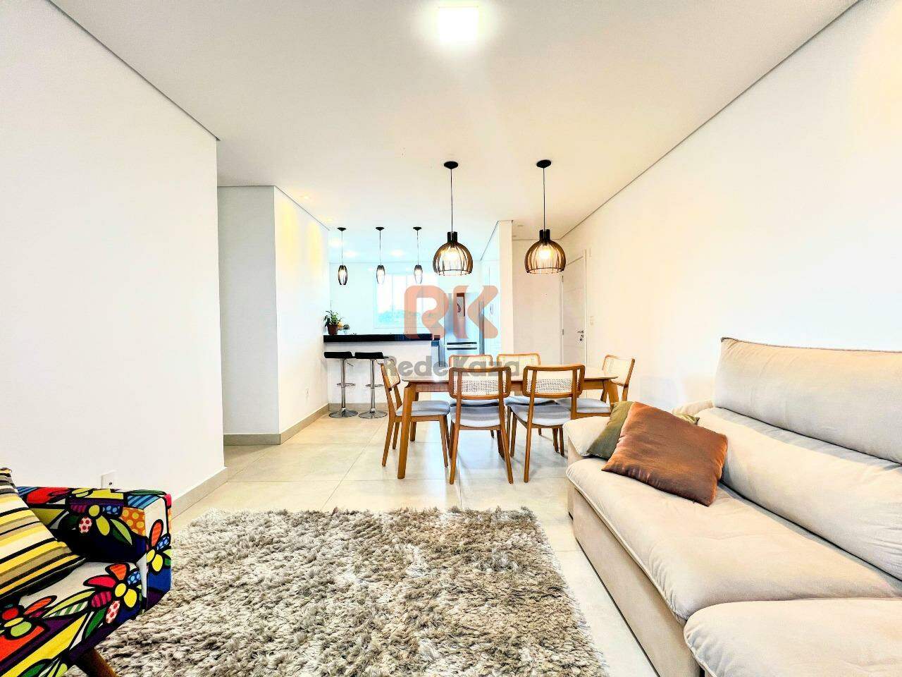 Apartamento à venda no Cabral: 