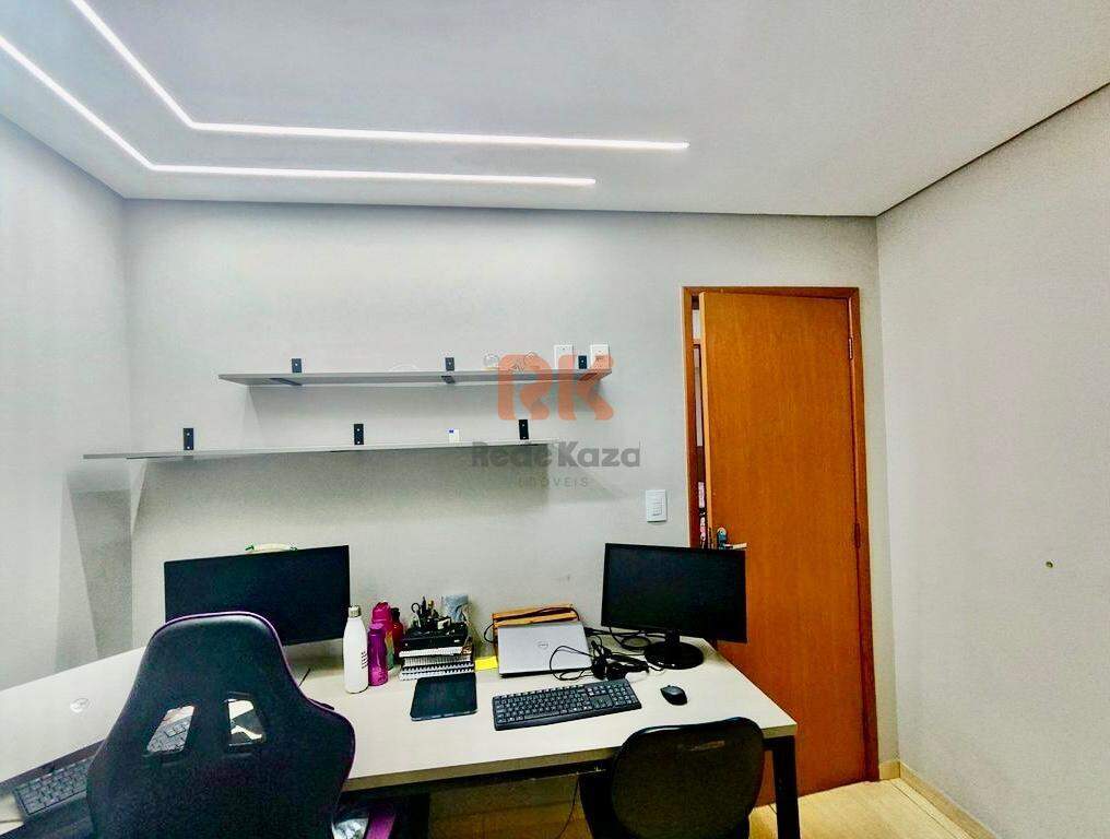 Casa geminada coletiva à venda no Parque XangriLá: 