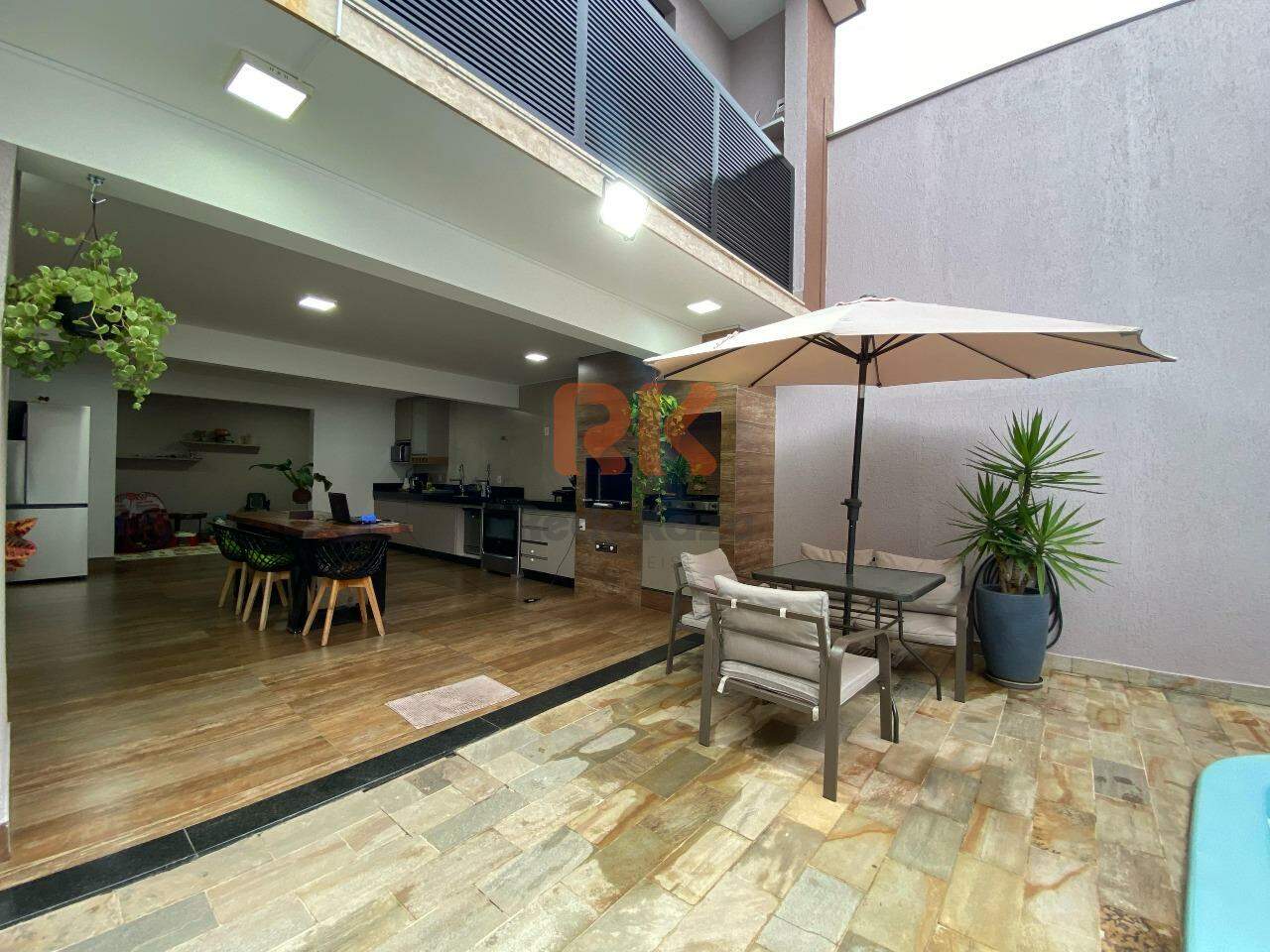 Casa à venda no Candelária: 
