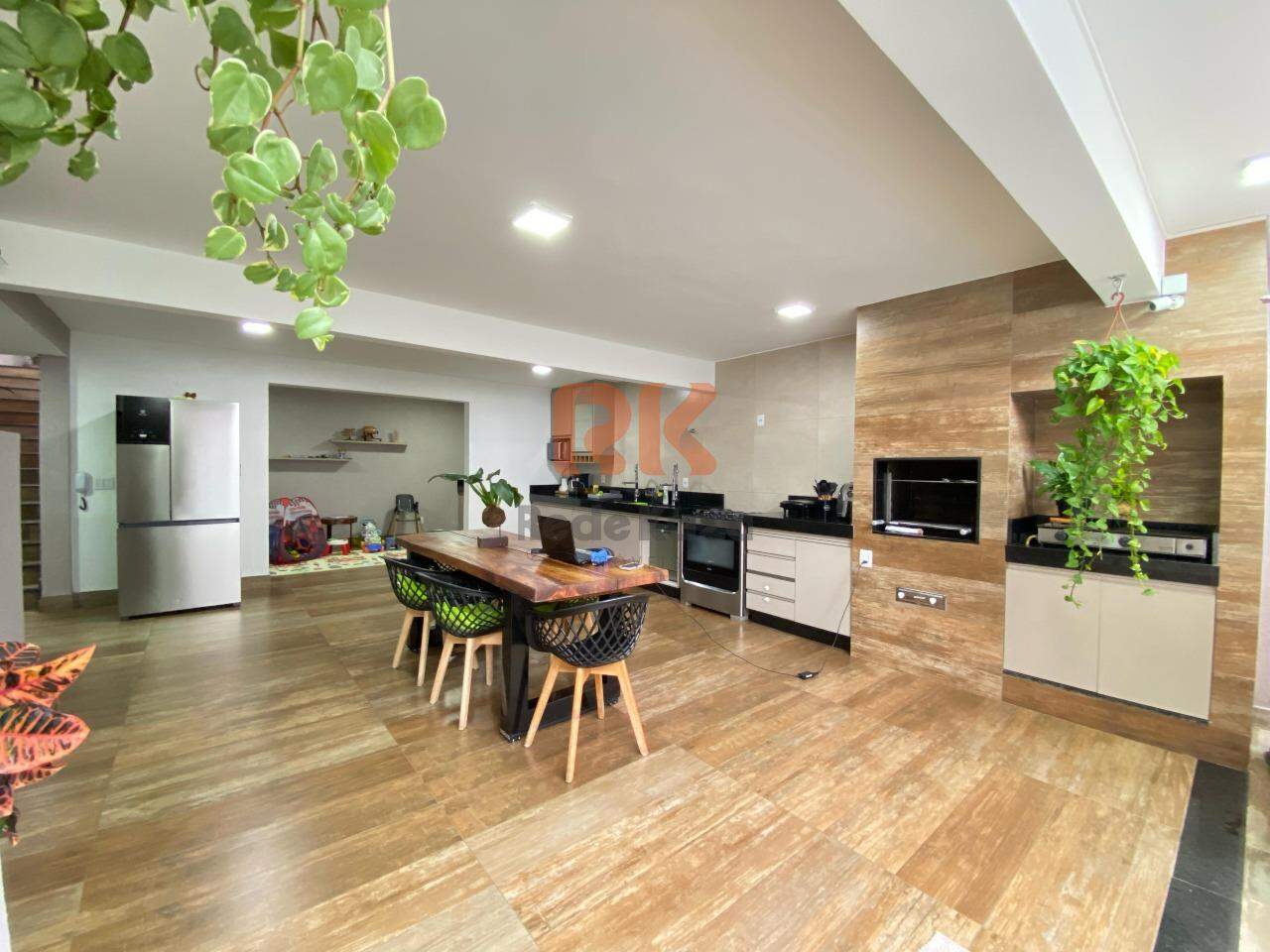 Casa à venda no Candelária: 