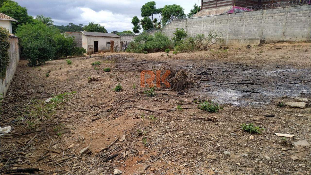 Lote à venda no Garças: 