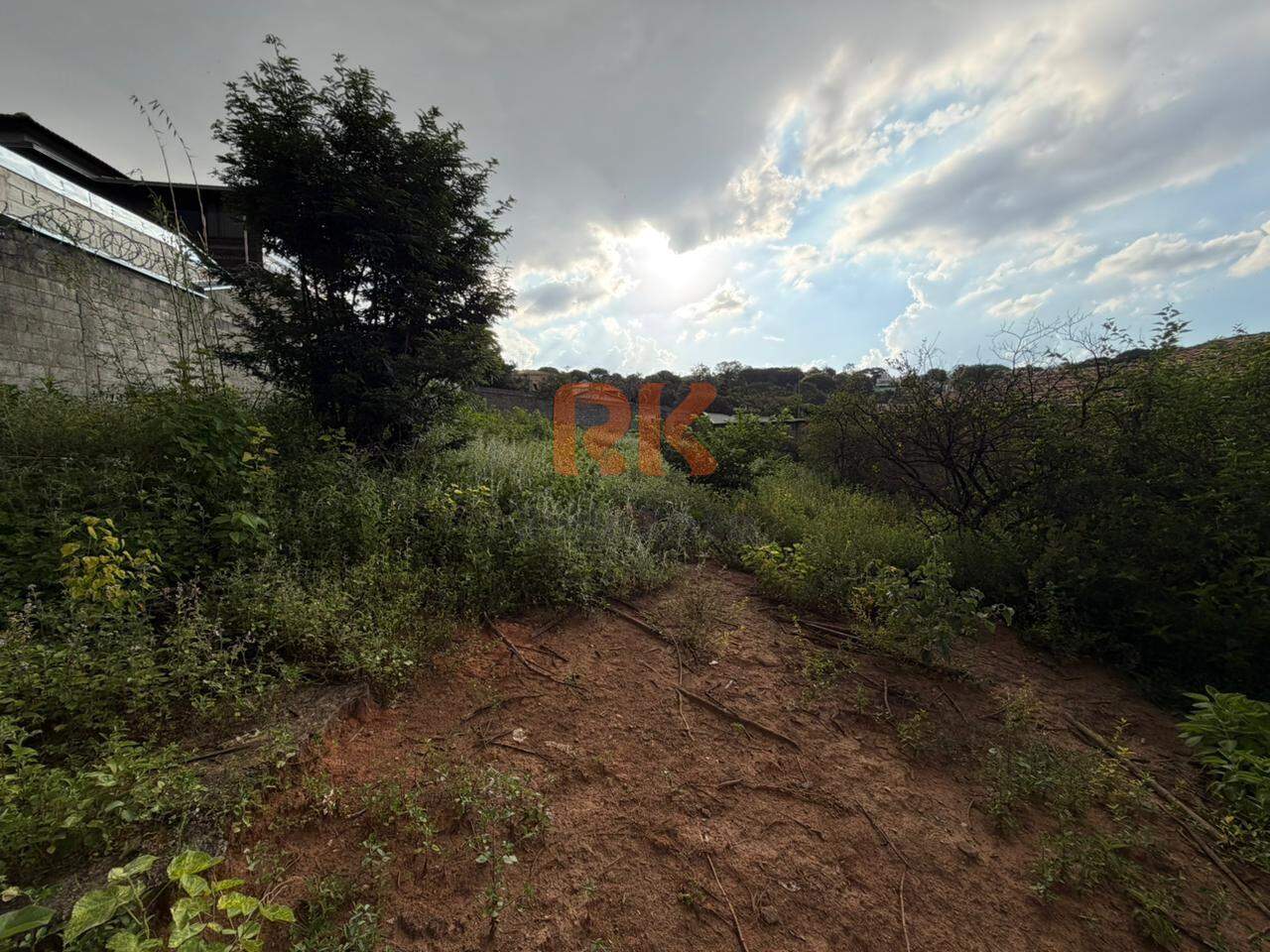 Lote à venda no Garças: 