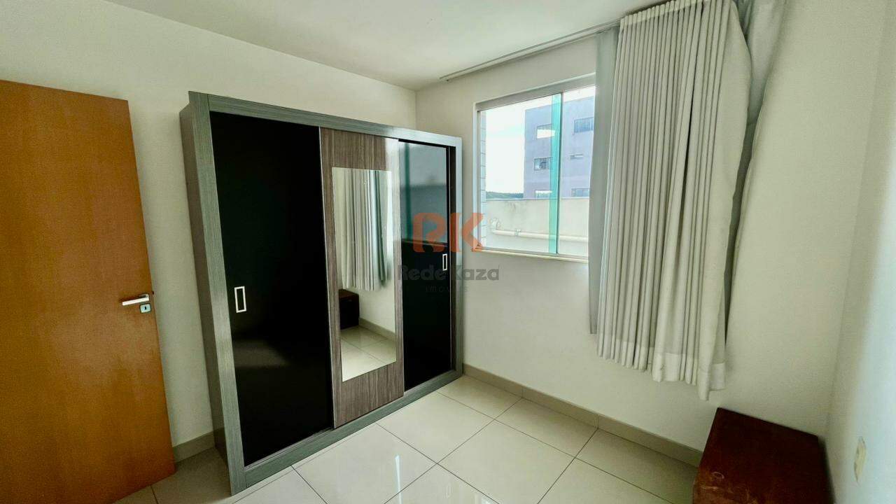 Apartamento à venda no Cabral: 