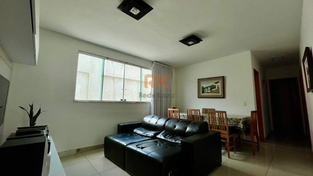 Apartamento à venda no Cabral: 