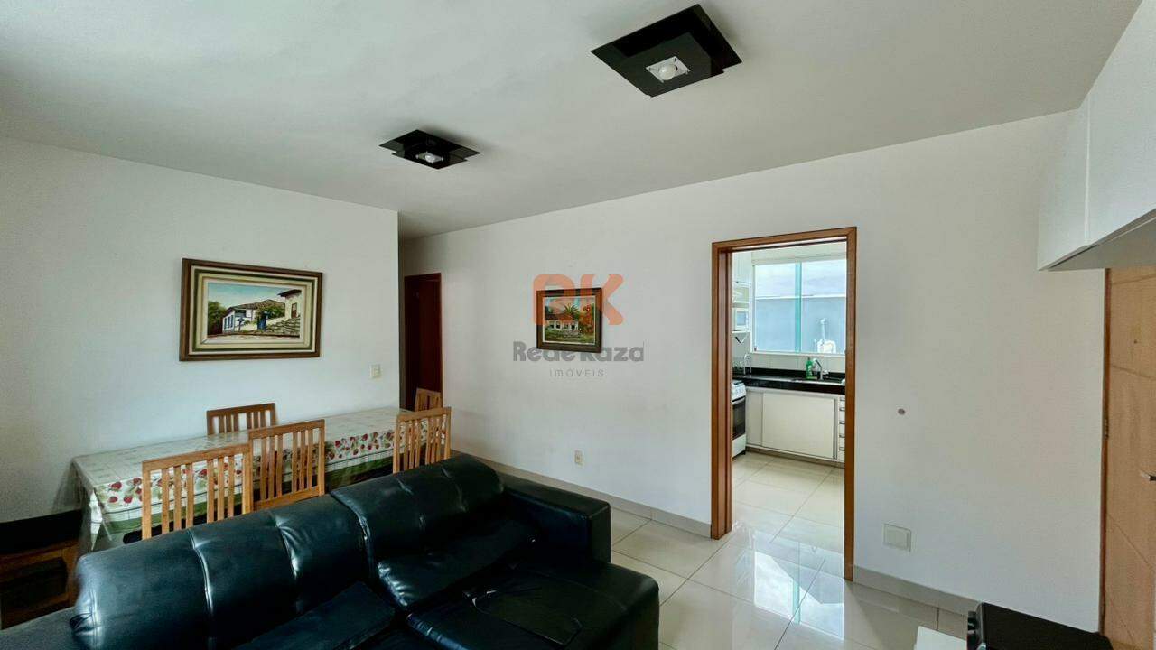 Apartamento à venda no Cabral: 