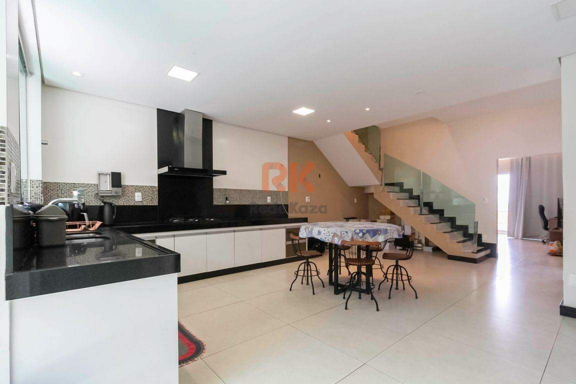 Casa à venda no Parque XangriLá: 