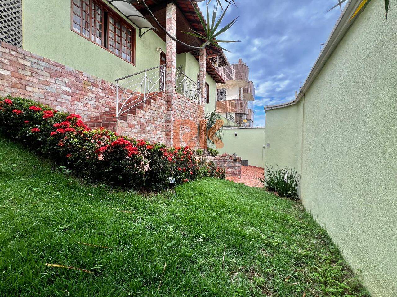 Casa à venda no Palmares: 