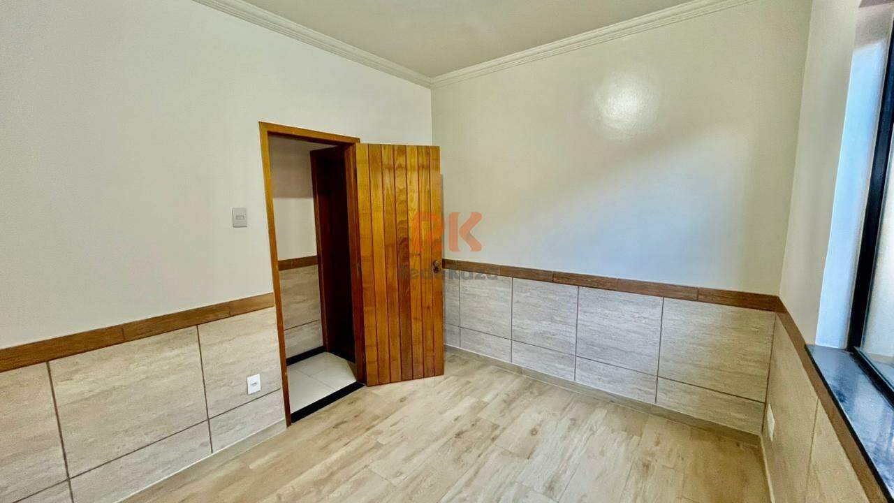 Casa à venda no Itatiaia: 