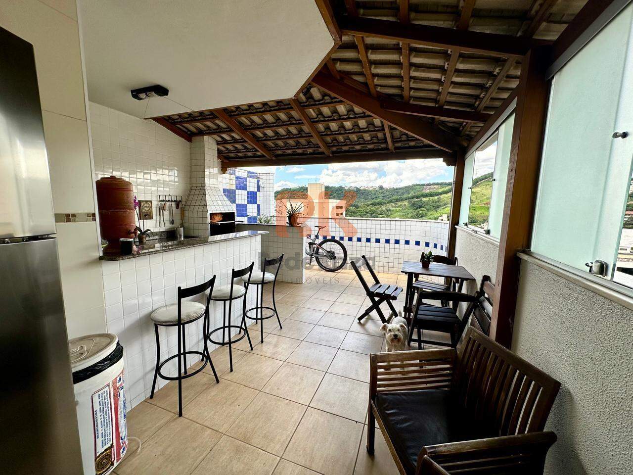 Cobertura à venda no Castelo: 