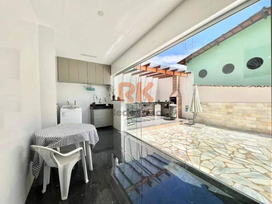 Casa à venda no Santa Amélia: 