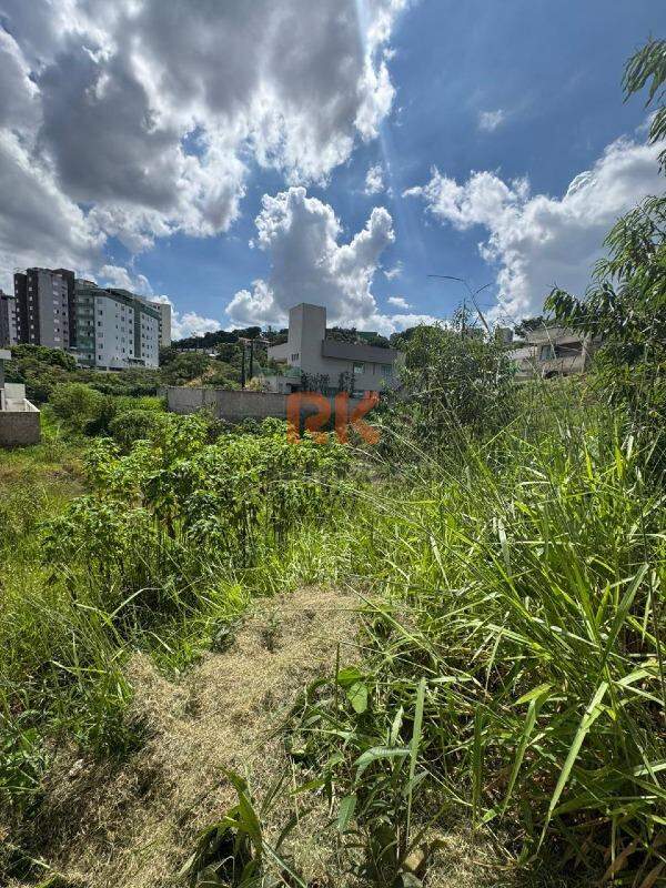 Lote à venda no Portal Do Sol: 